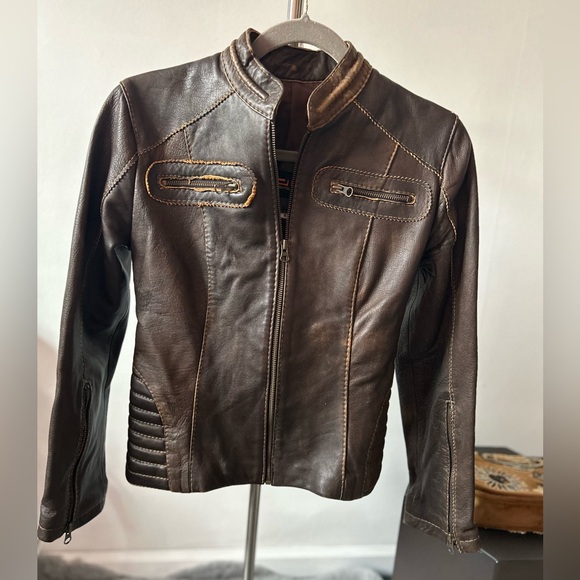 Women’s Vintage Leather Jacket Size 6 - Picture 7 of 12